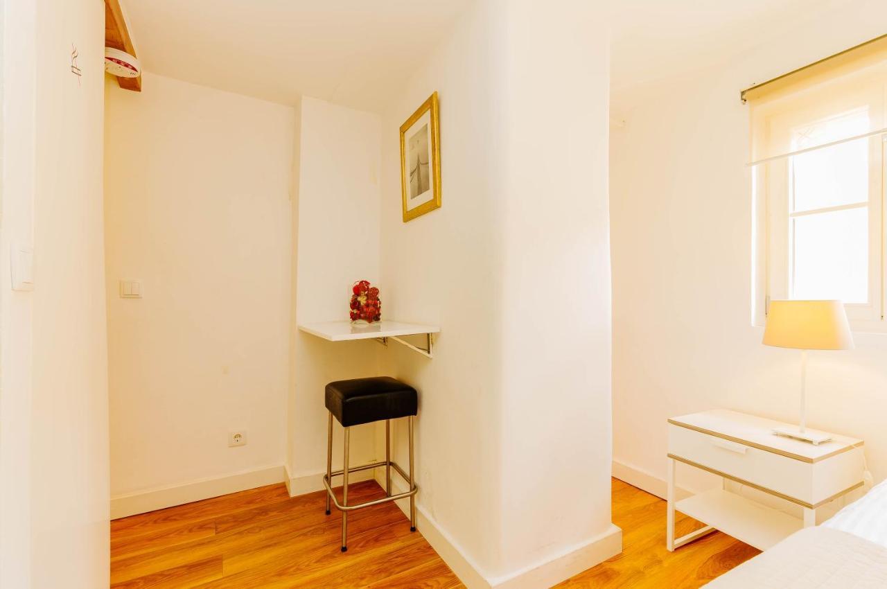 Rent4Rest Bairro Alto Charming 1Bd Apartment 리스본 외부 사진